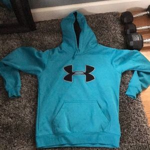 Hooded blue under armpit sweatshirt